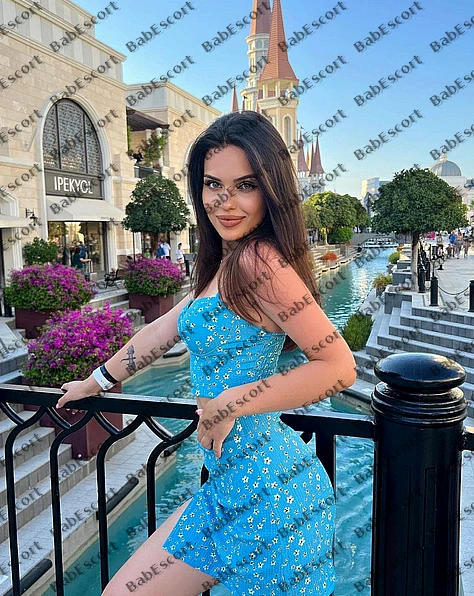 Nicole 26 year old Russian, Caucasian (white), Curvy, Brown, Medium, Breast size B escort in Abu Dhabi photo 1