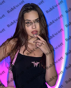 Nicole 26 year old Russian, Caucasian (white), Curvy, Brown, Medium, Breast size B escort in Abu Dhabi thumbnail 2