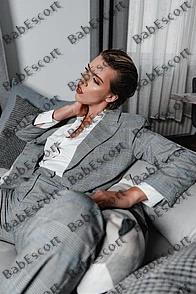 Paisley 24 year old Ukrainian, Caucasian (white), Slim, Blonde, Medium, Breast size C escort in Abu Dhabi