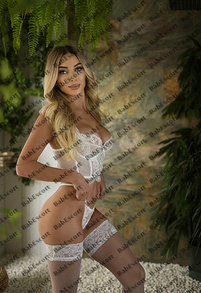 Sadie 27 year old Ukrainian, Caucasian (white), Tall, Blonde, Long, Breast size B escort in Abu Dhabi photo 1
