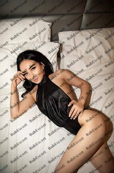 Malika 23 year old Italian, Mixed, Slim, Black, Medium, Breast size B escort in Dubai photo 1