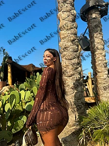 Violet 23 year old Ukrainian, Caucasian (white), Slim, Brown, Long, Breast size B escort in Abu Dhabi thumbnail 5