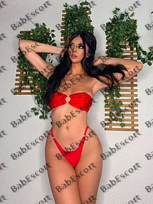 Autumn 21 year old Spanish, Hispanic, Tall, Black, Long, Breast size A escort in Abu Dhabi thumbnail 2