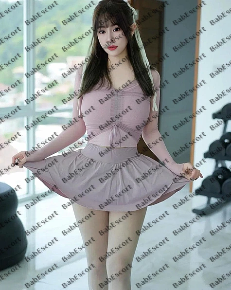 Emory 25 year old Chinese, Asian, Tall, Black, Long, Breast size C escort in Abu Dhabi photo 1