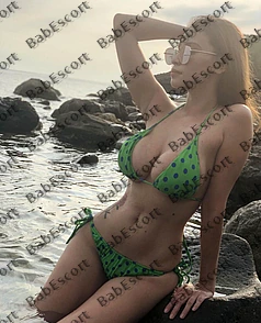 Fenella 21 year old Ukrainian, Caucasian (white), Busty, Brown, Long, Breast size C escort in Abu Dhabi thumbnail 4