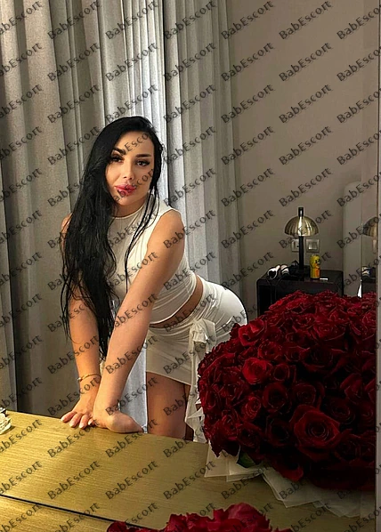 Valencia 25 year old Czech, Mixed, Busty, Black, Medium, Breast size B escort in Abu Dhabi photo 1