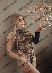 Solange 23 year old Ukrainian, Caucasian (white), Busty, Blonde, Long, Breast size C escort in Abu Dhabi thumbnail 4