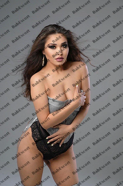 Mireille 24 year old Spanish, Mixed, Slim, Brown, Medium, Breast size A escort in Abu Dhabi photo 1