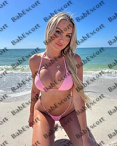 Lenore 24 year old Ukrainian, Mixed, Curvy, Blonde, Long, Breast size C escort in Abu Dhabi