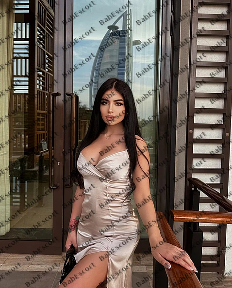 Leilani 24 year old Spanish, Hispanic, Curvy, Black, Long, Breast size C escort in Abu Dhabi photo 1