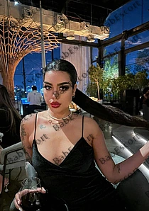 Elisa 27 year old Italian, Mixed, Slim, Black, Long, Breast size C escort in Dubai thumbnail 2