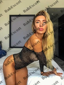 Alana 30 year old Russian, Caucasian (white), Busty, Blonde, Long, Breast size D escort in Sharjah thumbnail 4