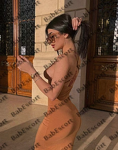 Valeria 22 year old Russian, Mixed, Skinny, Black, Long, Breast size B escort in Sharjah