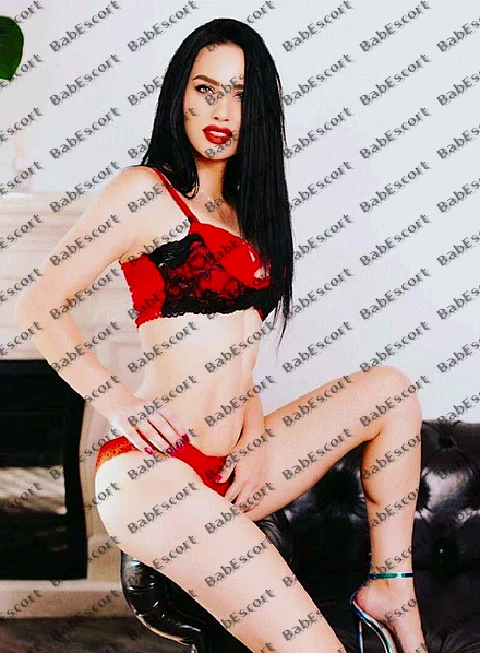 Sasha 30 year old British, Caucasian (white), Athletic, Black, Long, Breast size B escort in Sharjah photo 1