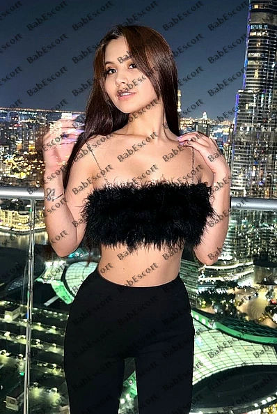 Aza 23 year old Russian, Caucasian (white), Busty, Brown, Long, Breast size C escort in Sharjah photo 1
