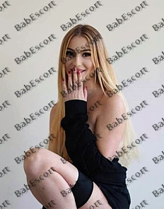Viola 22 year old Russian, Caucasian (white), Slim, Blonde, Long, Breast size A escort in Sharjah thumbnail 3
