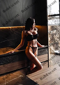 Cleo 22 year old Russian, Caucasian (white), Busty, Brown, Long, Breast size C escort in Sharjah thumbnail 2