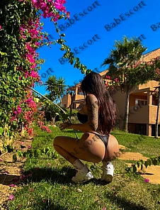 Jenni 21 year old Spanish, Caucasian (white), Busty, Black, Long, Breast size D escort in Sharjah thumbnail 4