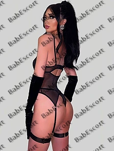 Ariana 25 year old Spanish, Mixed, Curvy, Black, Medium, Breast size B escort in Dubai thumbnail 7